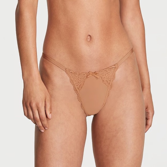 Victoria's Secret Dream Angels Lace-Trim V-String Panty Beige M NEW - Picture 2 of 7